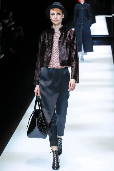 Look 2